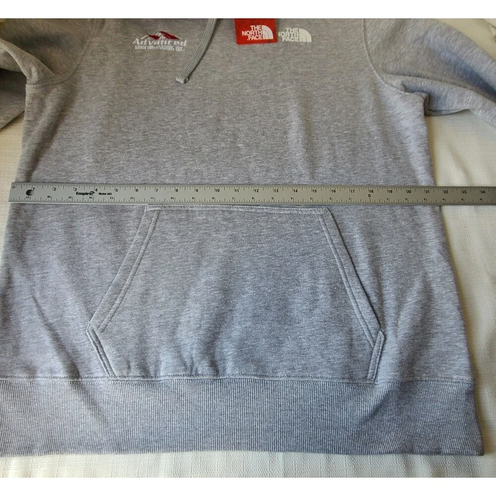 The North Face Hoodie Mens Medium Gray Pullover Sweatshirt Logo Embroidered NWT